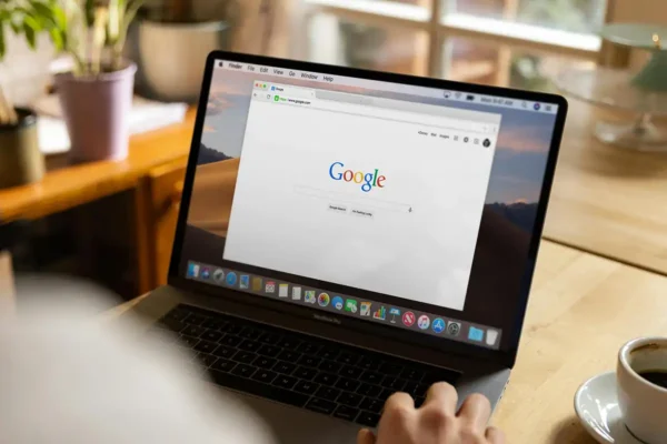 Using Google Search Engine from A Laptop